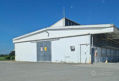 Magazzino crespellano vicino alla via emilia