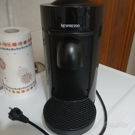  Macchina  da caffe Nespresso 