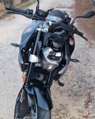 bmw f900r ribassata 