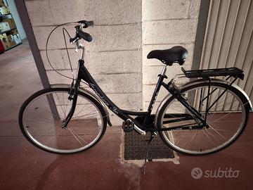 bici da città, marca svedese 