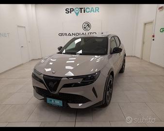 Alfa Romeo Junior Ibrida My25 Ibrida Q4 1.2 1...