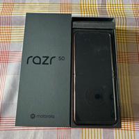 Motorola Razr 50 8/256 GB