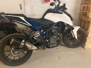 KTM Duke 125