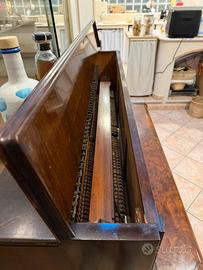 Pianoforte verticale W. Hilse Berlin accordato