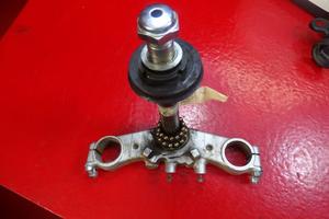 PIASTRA INFERIORE SUZUKI SV 650