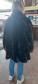 Pelliccia castoro canadese