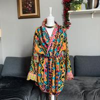 Kimono 100% cotone ricamato a mano