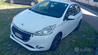Peugeot 208 1.4 VTi 95 CV 5p. GPL Distribuzione Nu