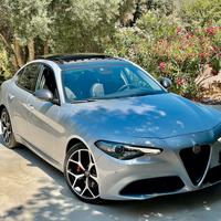 Alfa Romeo Giulia 2.2 160cv