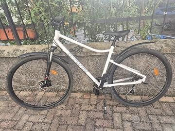 Bici da trecking B'Twin Riverside 500