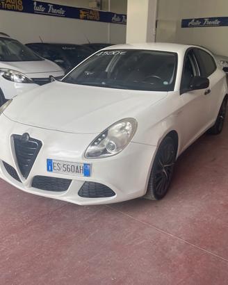 Alfa Romeo Giulietta 1.6 JTDm-2 105 CV Exclusive