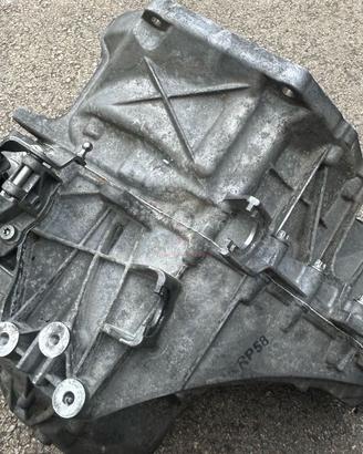 BMW 218 i - B38A15A - CAMBIO MANUALE