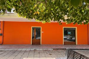 Locale commerciale