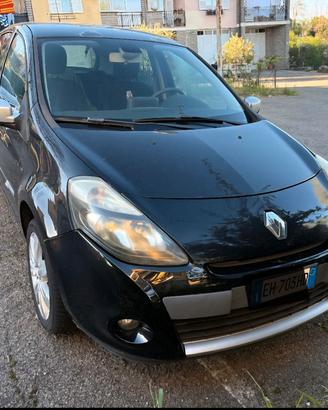 Renault Clio 1.2 75cv anno 2012