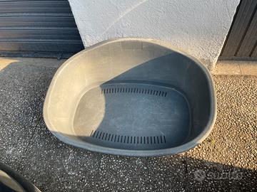 Cuccia per cani in plastica