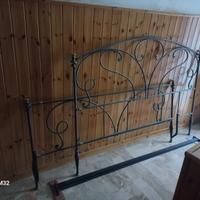 Letto matrimoniale  in ferro battuto