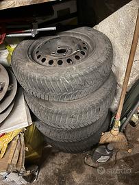 Ruote complete Volkswagen up