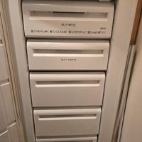Congelatore verticale REX Electrolux