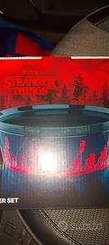 dinner  set stranger things 
