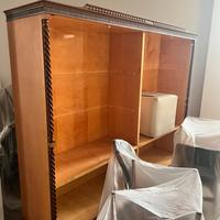 Mobile antico in rovere