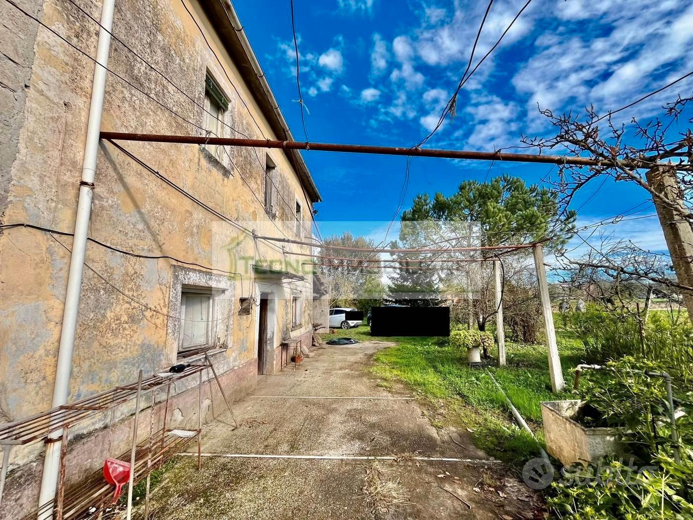 Caratteristico casolare di campagna, a due passi d - Vista 3