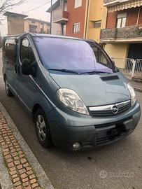 Opel vivaro 9 posti