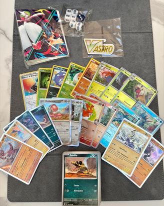 100 Carte Pokémon  + Album Lucario+ Dadi