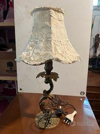 Lampada da tavolo vintage