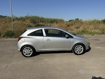 Opel corsa D 1.2 80cv 59kw mod enjoy 2009