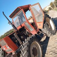 Trattore fiat 680 DTH