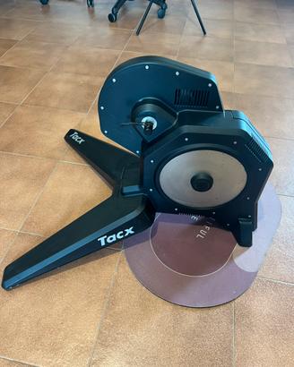 Rullo Smart Tacx Flux come nuono