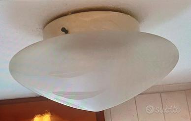 Lampada da soffitto vintage italiana in vetro sati
