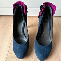 Décolleté in camoscio