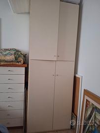 VENDUTO.guardaroba con mensole