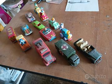 giocattoli obsoleti vari come da foto 