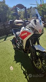 Moto Morini X-Cape 650 cerchi raggi