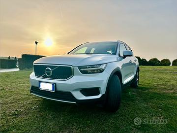 Volvo xc40 momentum pro t2 aut