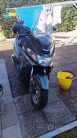 Suzuky Burgaman AN400