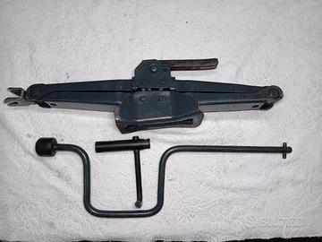 Citroen visa,LNA cric ,chiave ruota,chiave candele