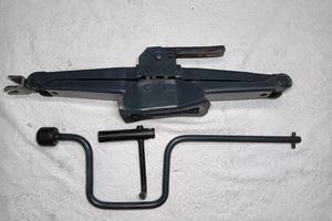 Citroen visa,LNA cric ,chiave ruota,chiave candele