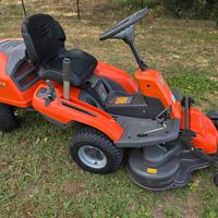 trattorino tagliaerba husqvarna rider tag.frontale