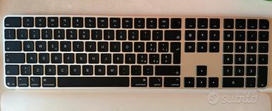 Magic Keyboard con Touch ID e tastiera numerica