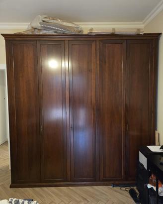 Armadio in legno