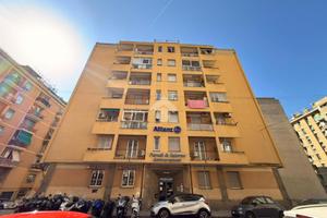 4 LOCALI A GENOVA