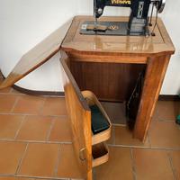 Macchina da cucire Visnova funzionante anni ‘50