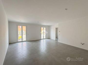 3 LOCALI A VILLONGO