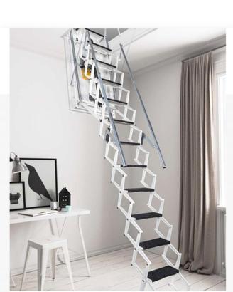 Scala retrattile