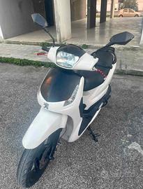 Peugeot Tweet 125 - 2017
