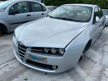 Ricambi usati per Alfa 159 1.9JTDM 2009 939A2000
