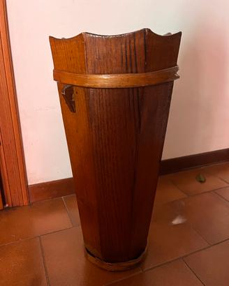 Portaombrelli in legno